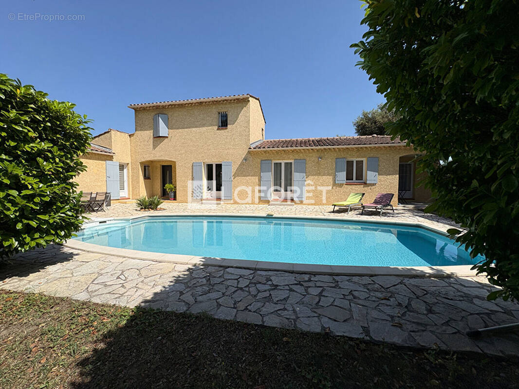 Maison à VEDENE