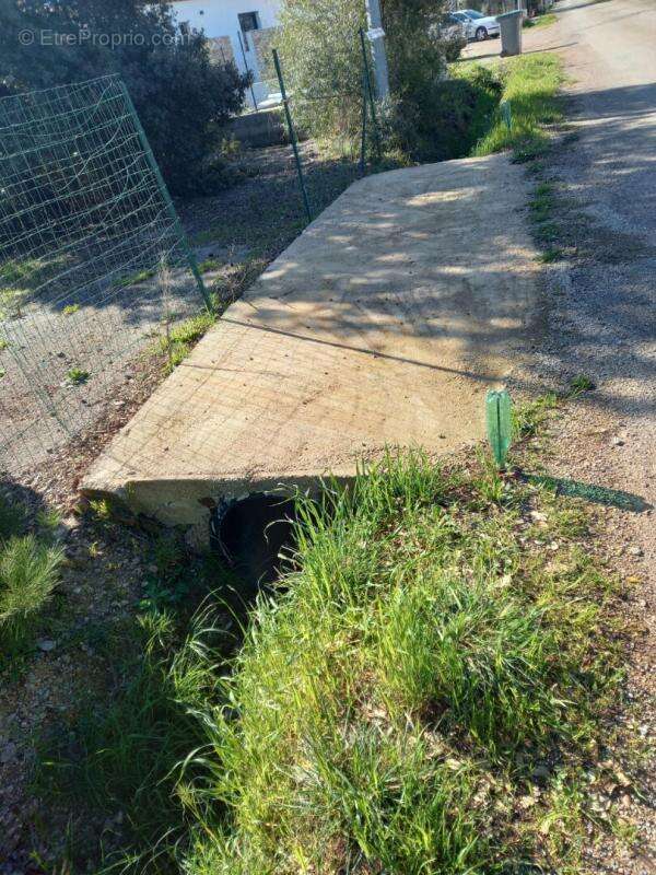 Terrain à LE CANNET-DES-MAURES