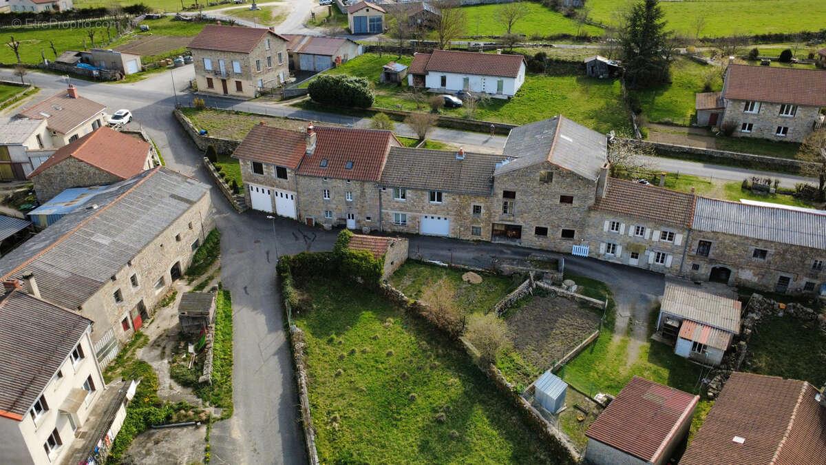 Maison à GREZES