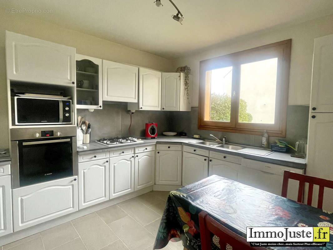 Maison à MAGNY-LES-HAMEAUX