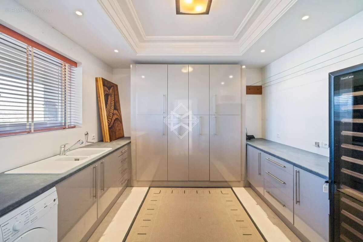 Appartement à VILLENEUVE-LOUBET