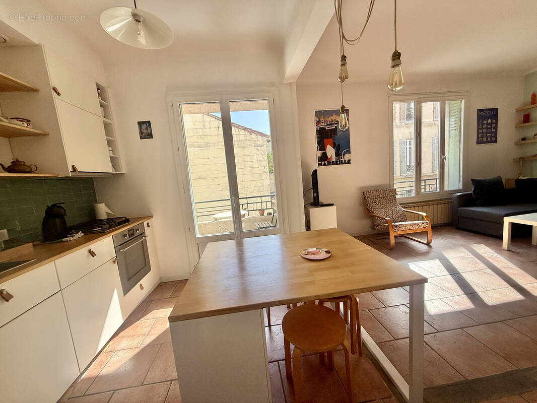 Appartement à MARSEILLE-7E