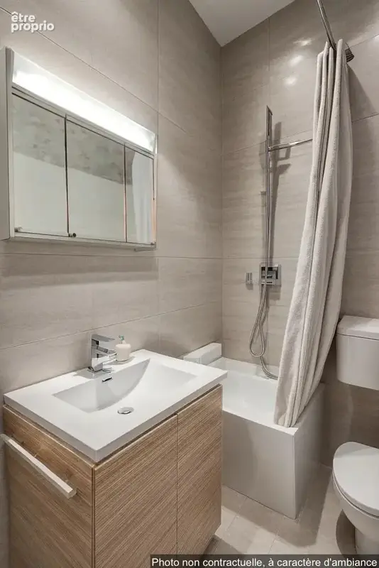 A VENDRE - La Rochelle Secteur Marché - Maison 4 chambres - 196 m² - Extérieur 35 m² - photo 14