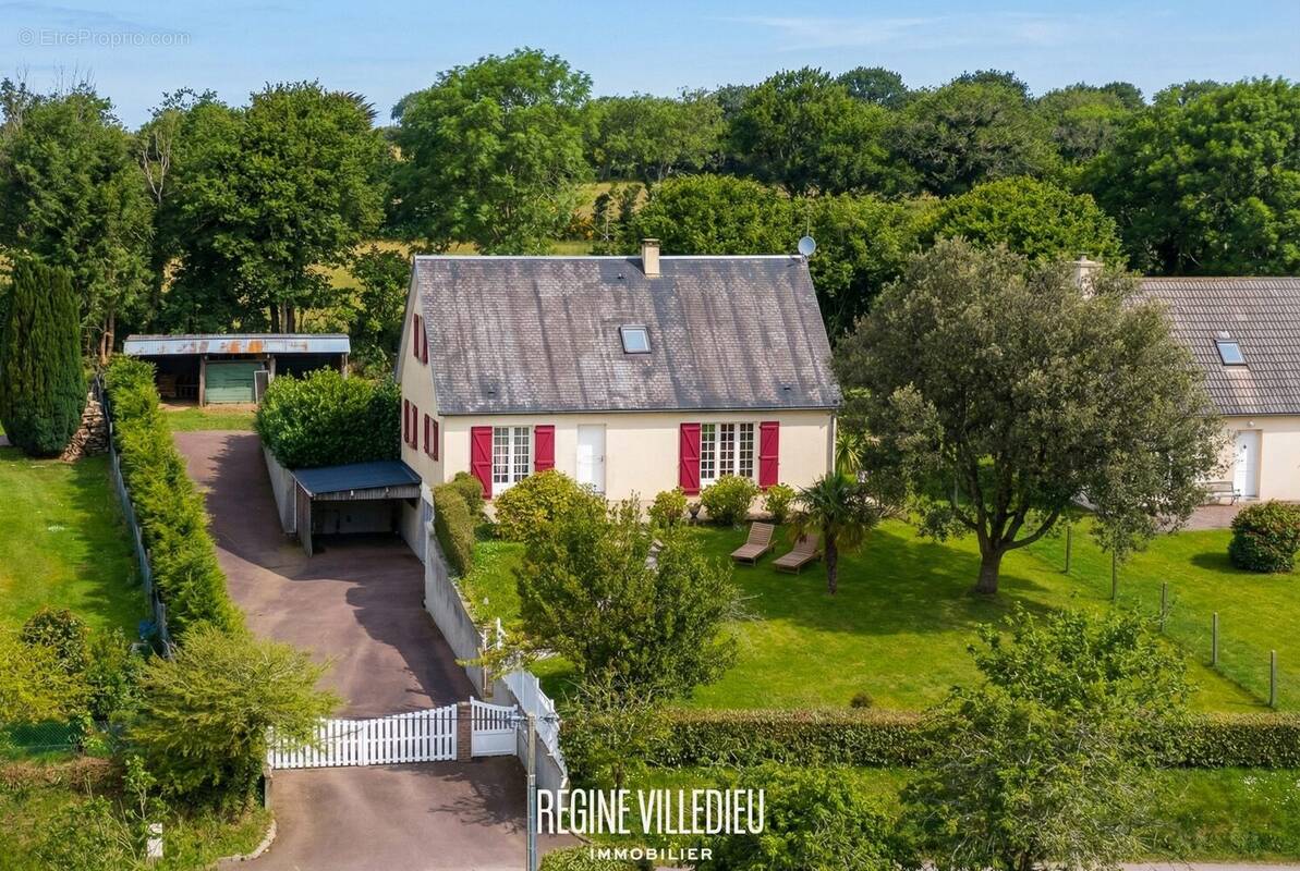 Maison à ACQUEVILLE