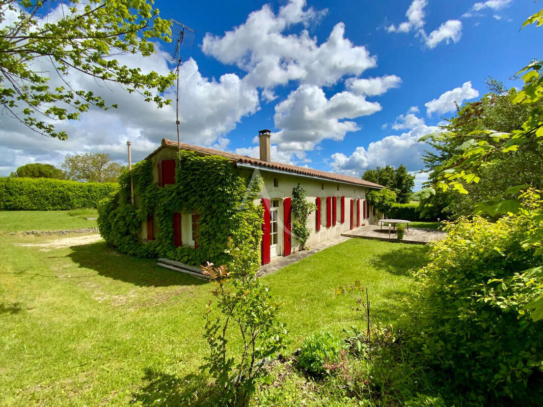 Maison à JONZAC