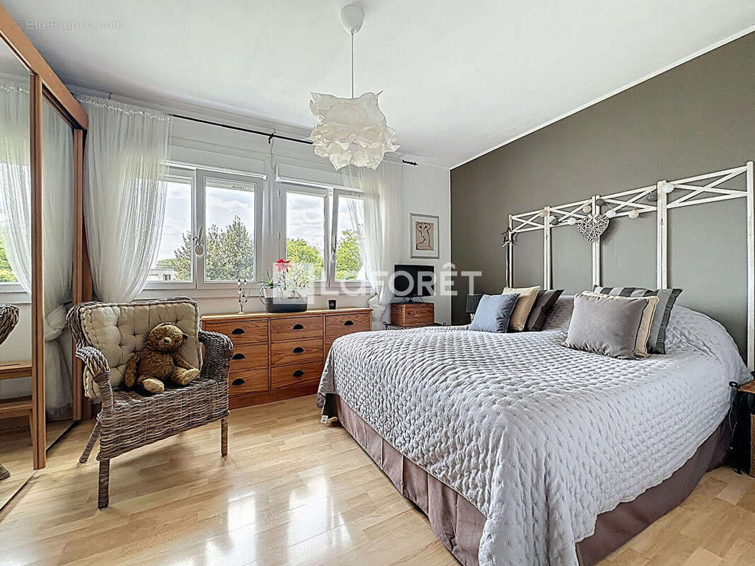 Maison à CHAMPIGNY-SUR-MARNE