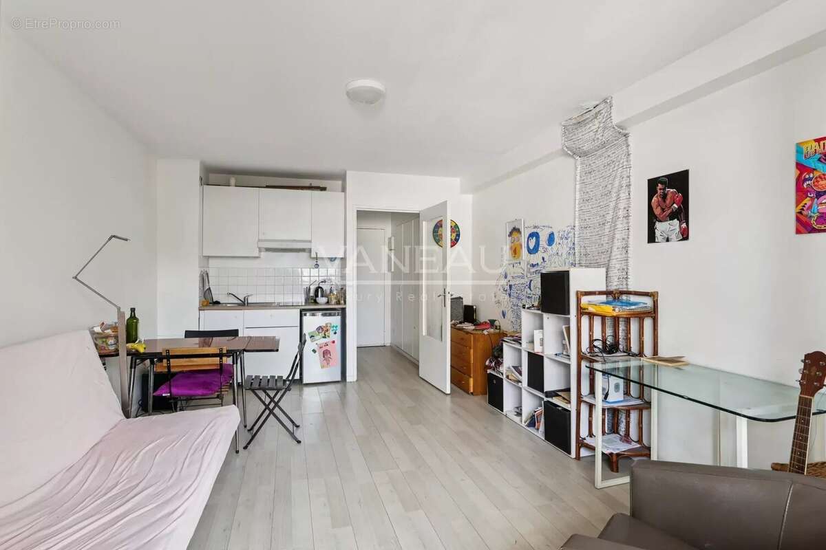 Appartement à PARIS-19E