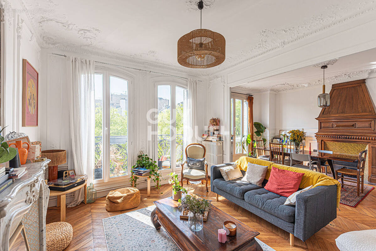 Appartement à PARIS-12E