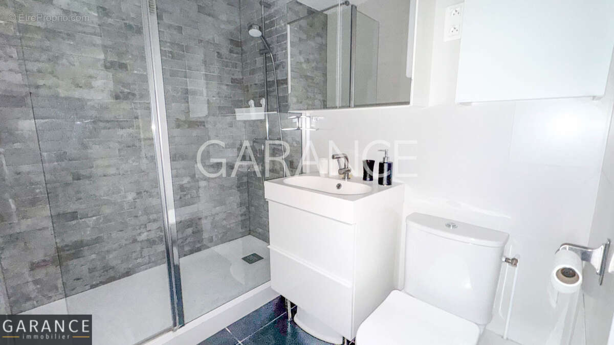 Appartement à PARIS-12E