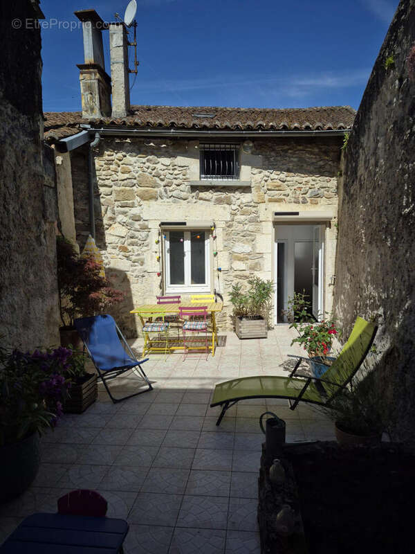 20260522_112148 - Copie - Maison à NONTRON