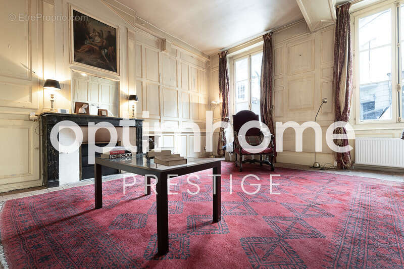 Maison à MORET-SUR-LOING