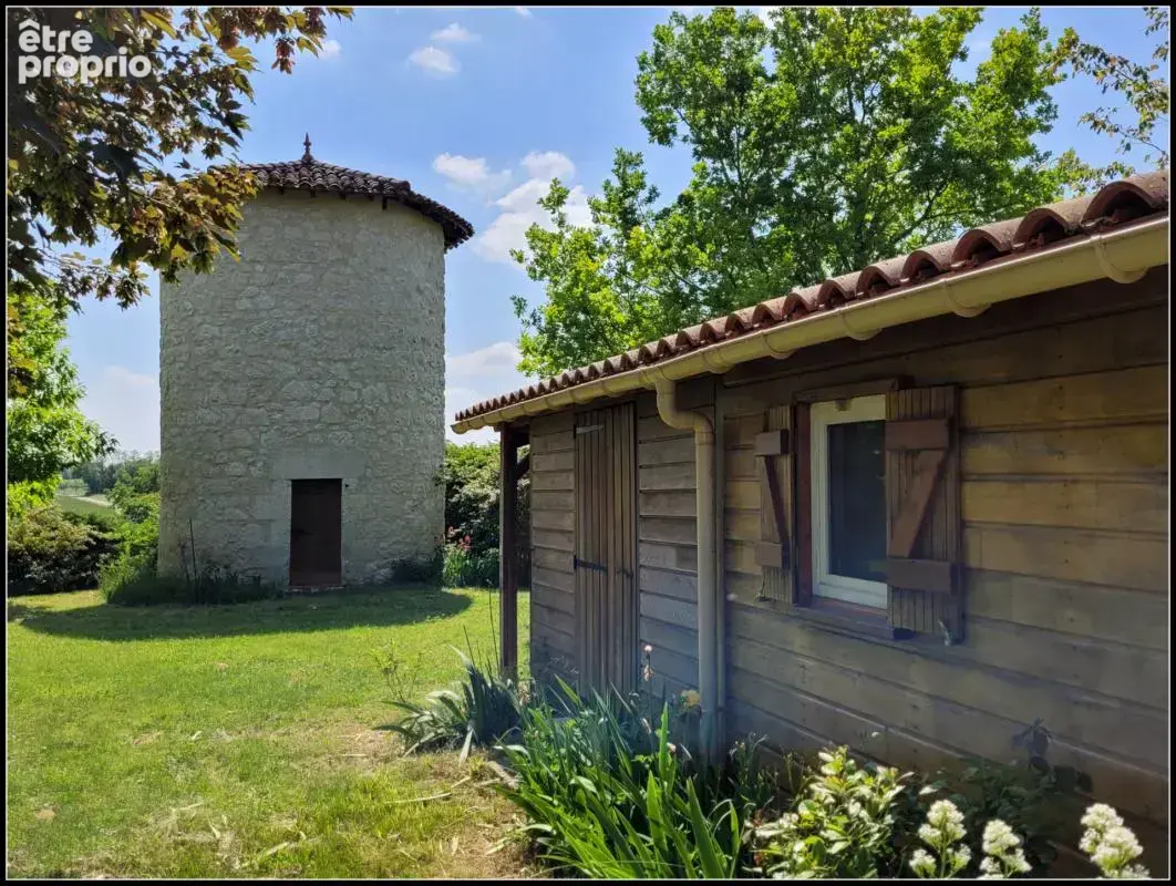 Plain-pied, jardin arboré, garage, vue, charme, proximité village - photo 2