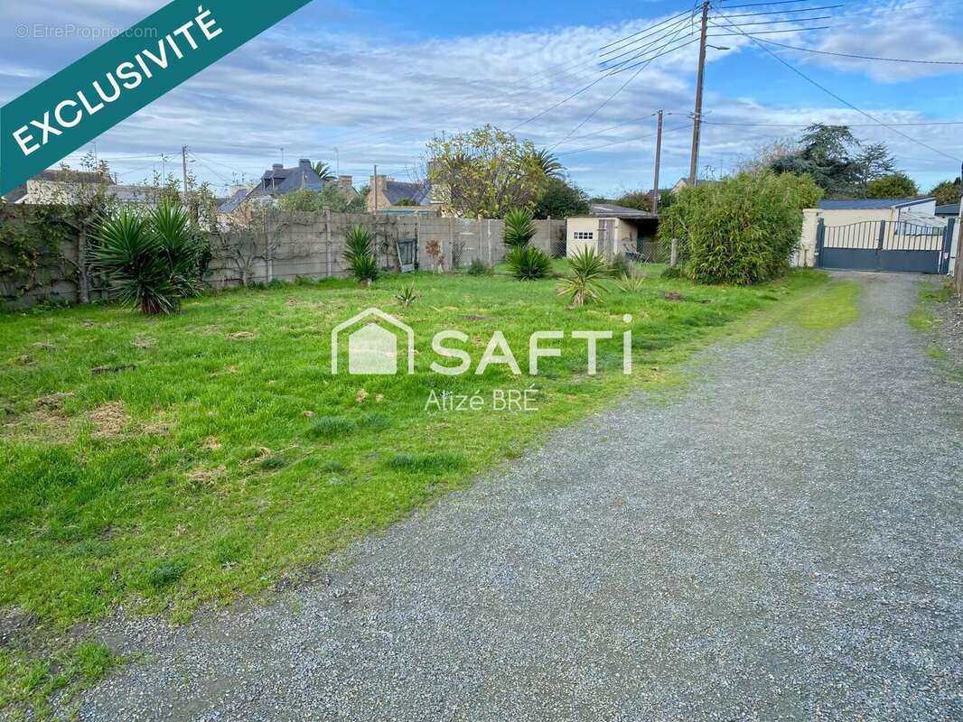 Photo 8 - Commerce à PLEUBIAN