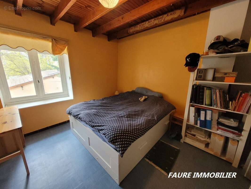 Maison à CREMIEU