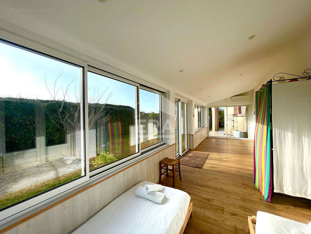 Maison à PERNES-LES-FONTAINES