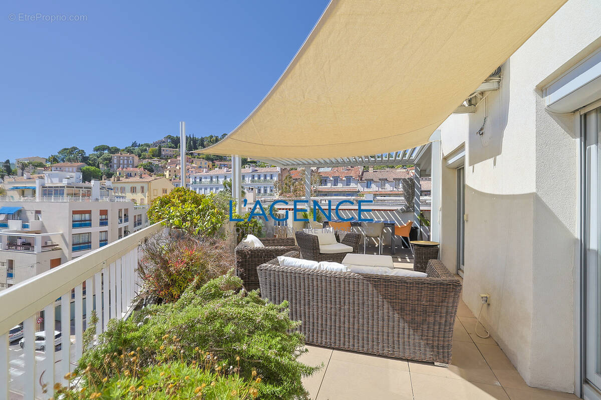 Appartement à HYERES
