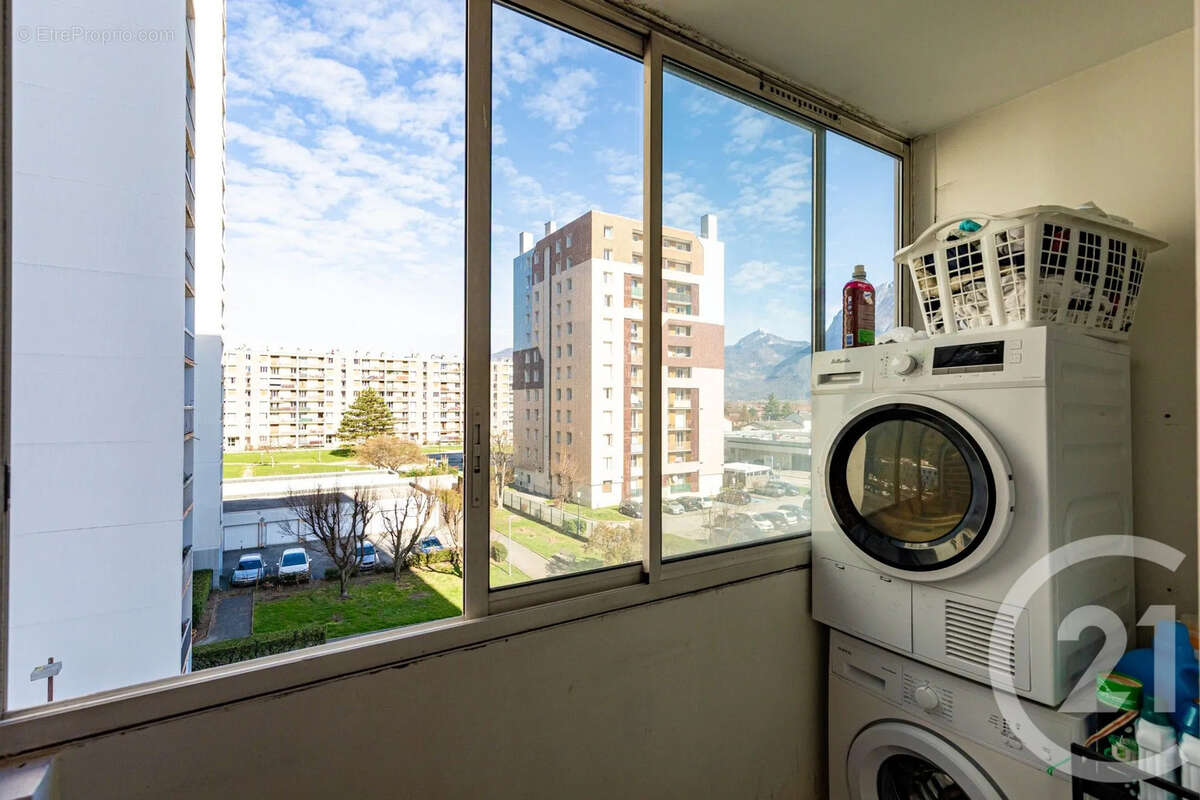 Appartement à SASSENAGE