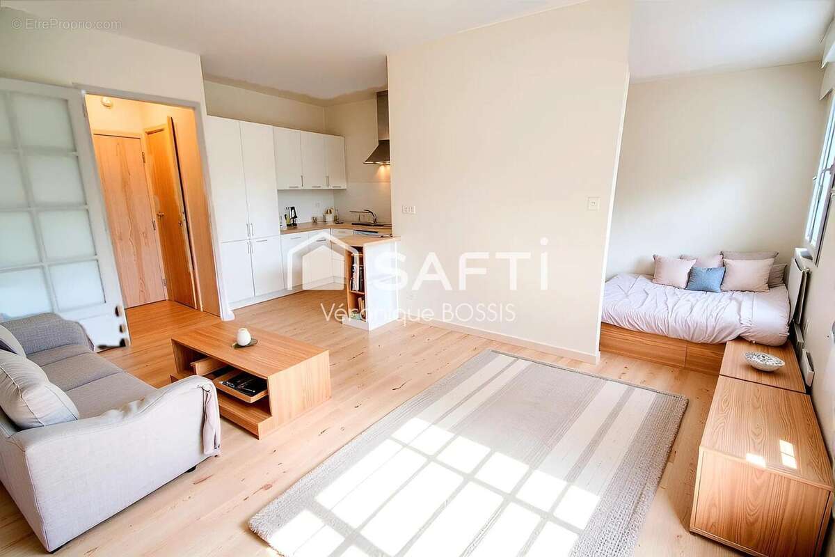 Appartement 35 m² à La Roche-Sur-Yon  - photo 2