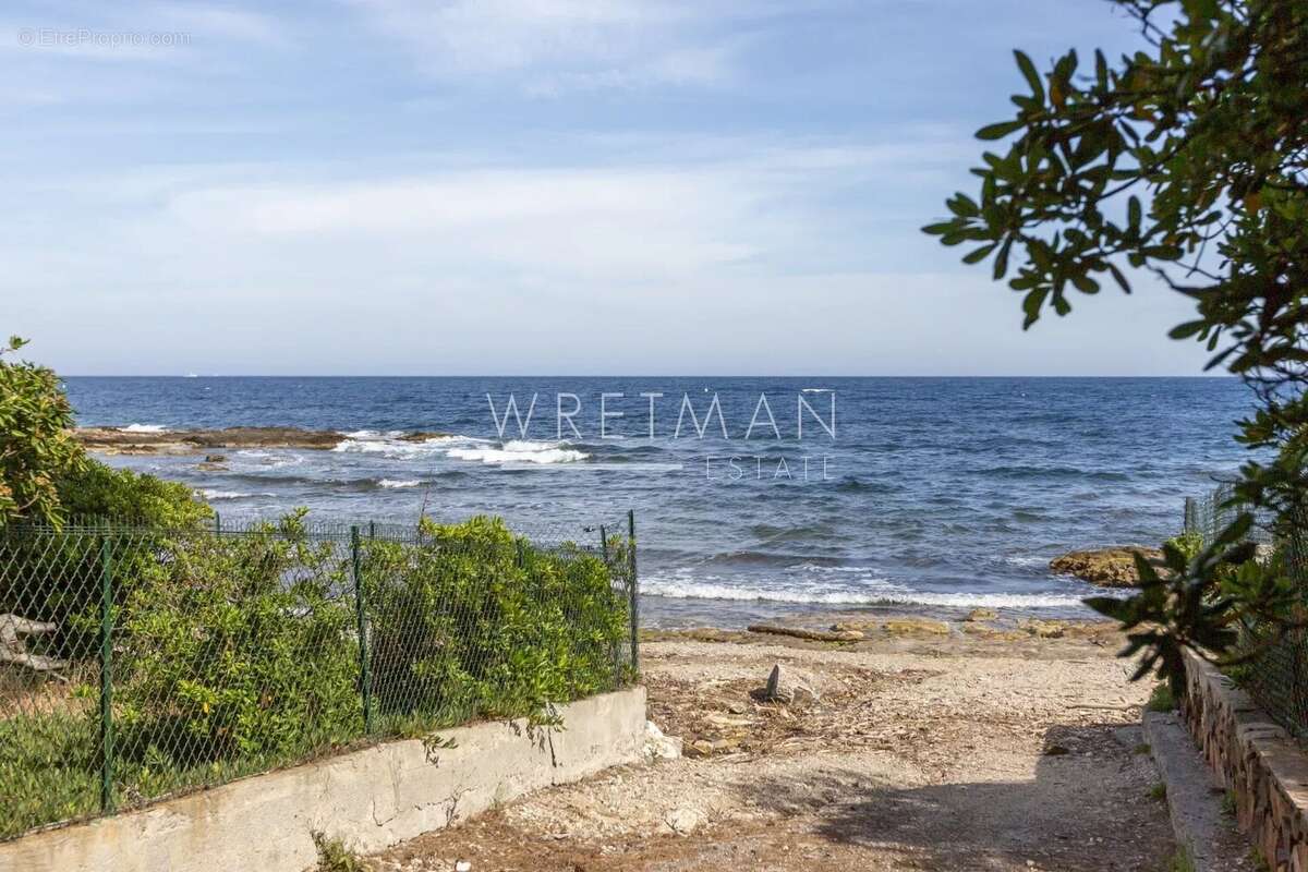 Maison à LES ISSAMBRES