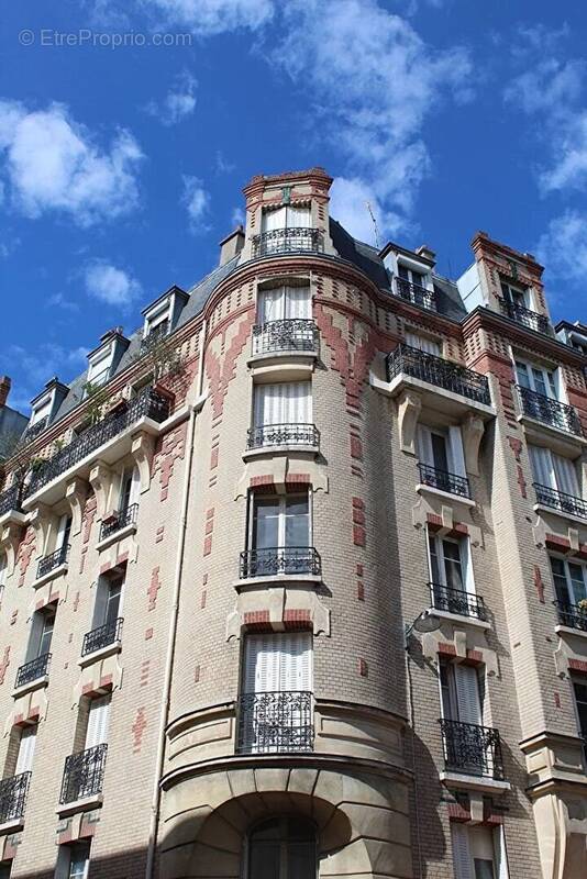 Appartement à PARIS-15E