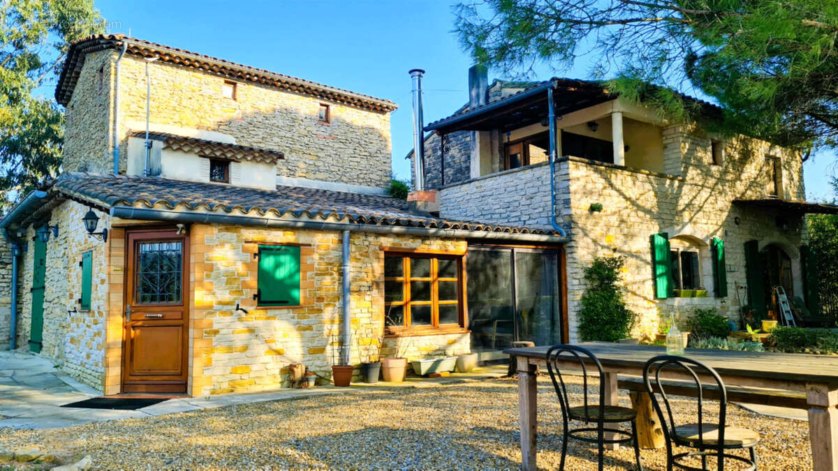 Maison à BOISSET-ET-GAUJAC