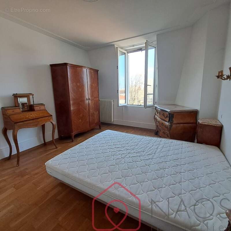 Maison à VILLENEUVE-LA-GARENNE