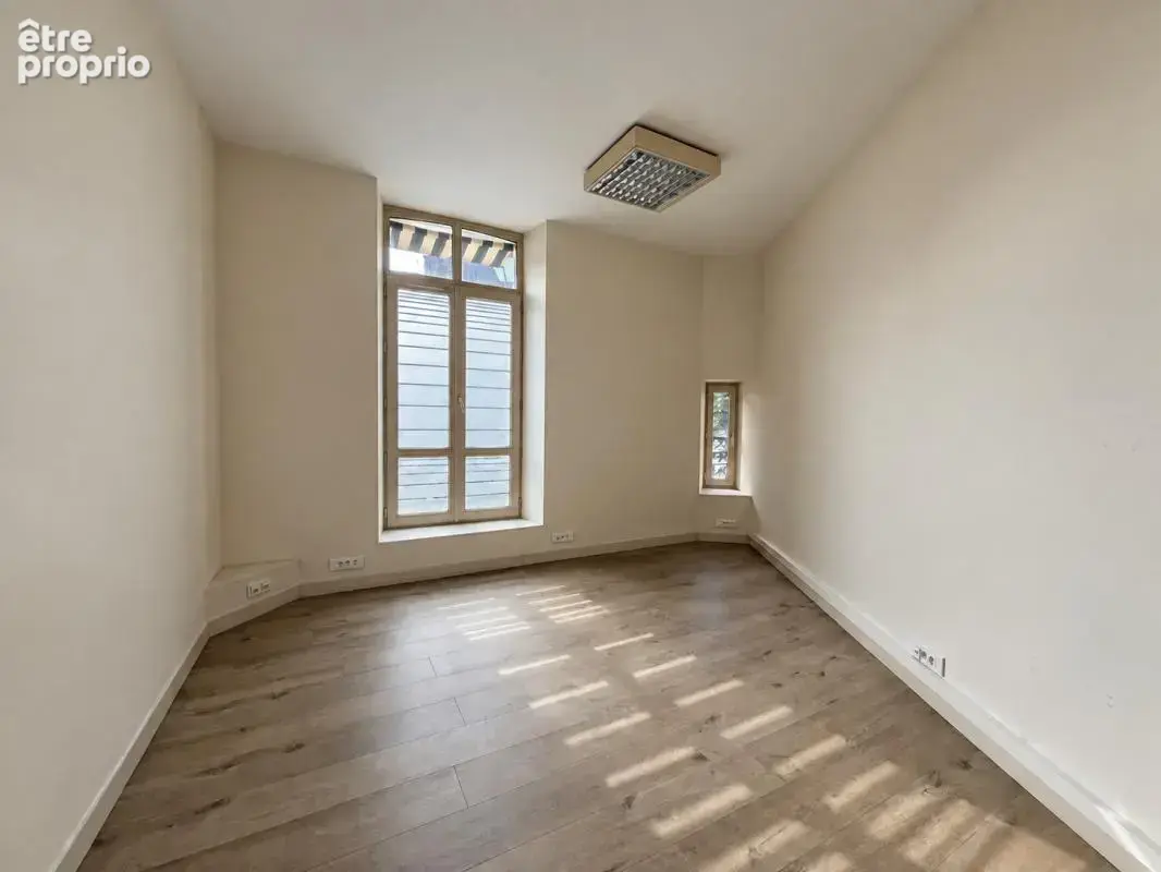 À VENDRE – Plateau 188 m² à diviser – Le Mans Centre - photo 2