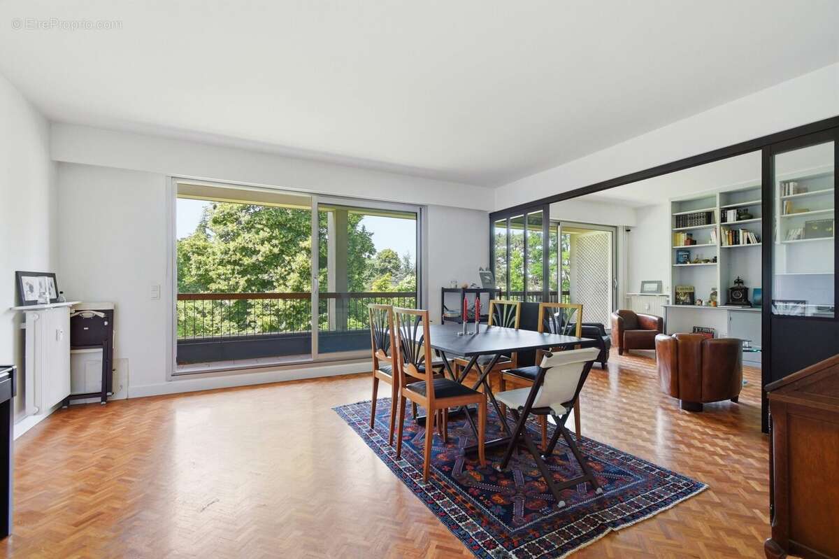 Appartement à RUEIL-MALMAISON