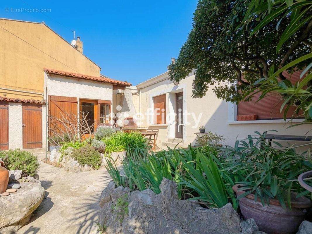 Maison à MARSEILLE-8E