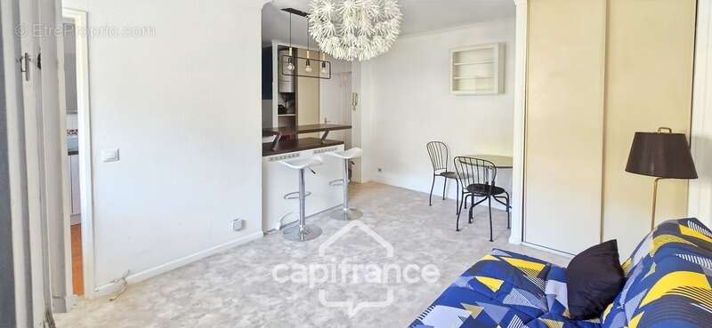 Appartement à HYERES