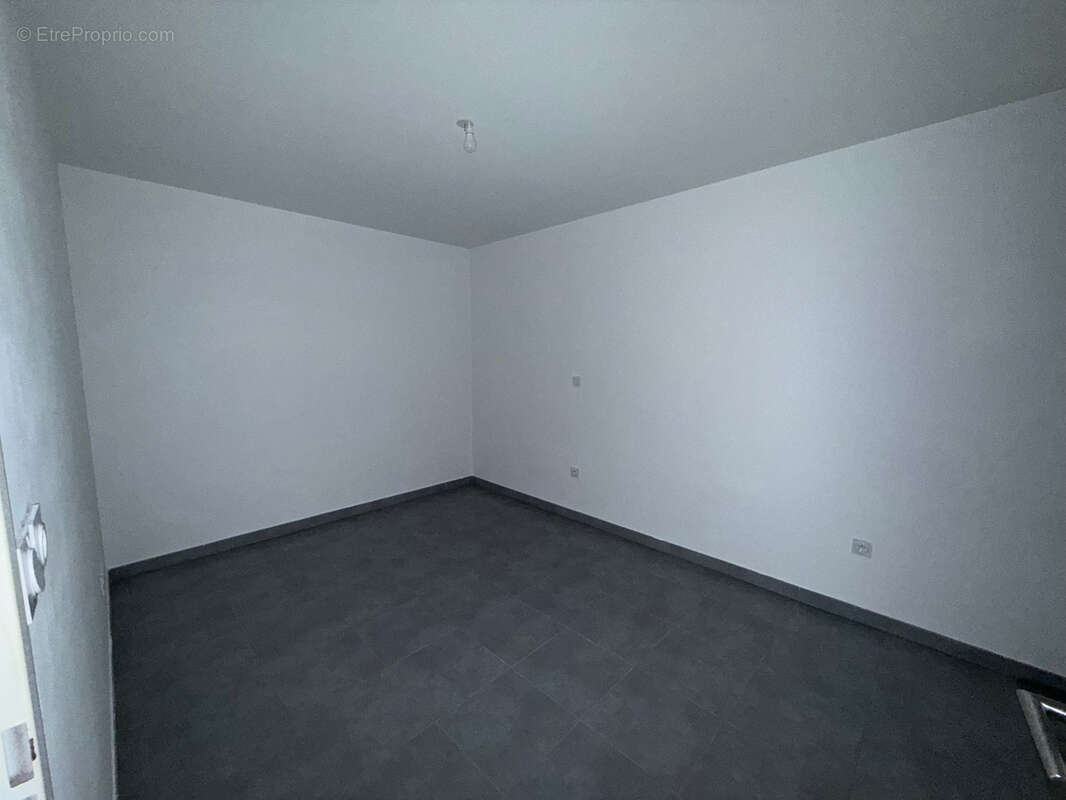 Appartement à CASTELNAU-LE-LEZ