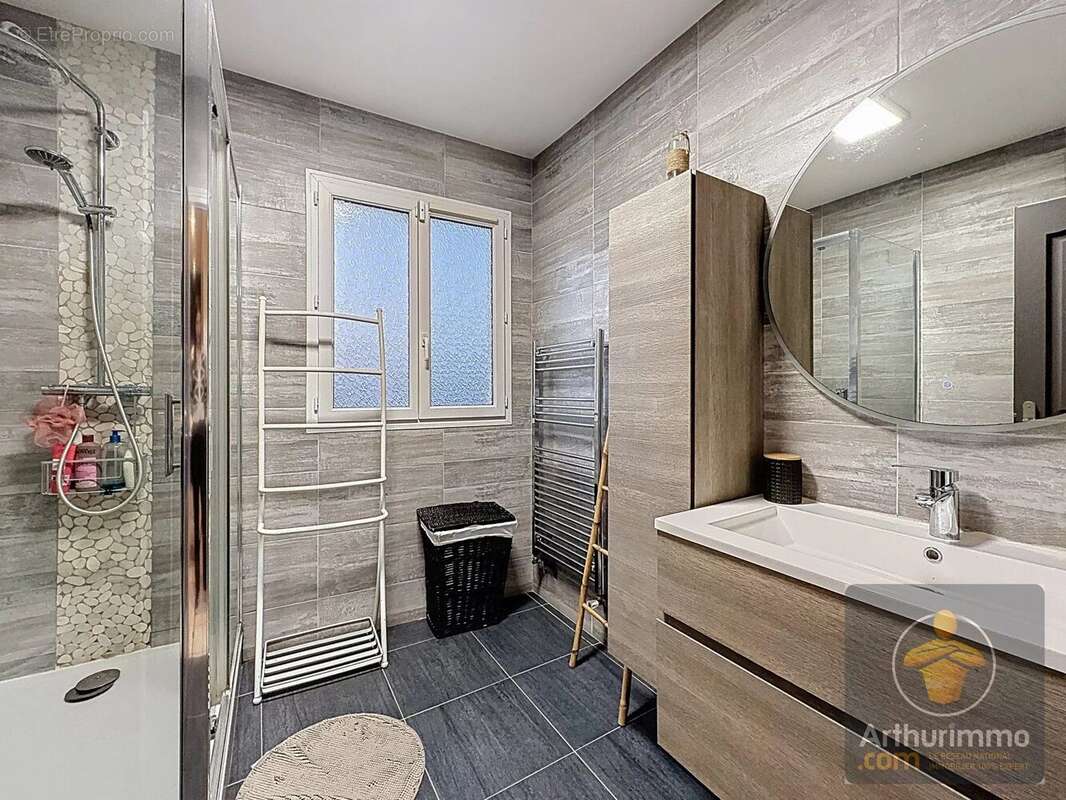 Maison à VILLENEUVE-SAINT-GEORGES