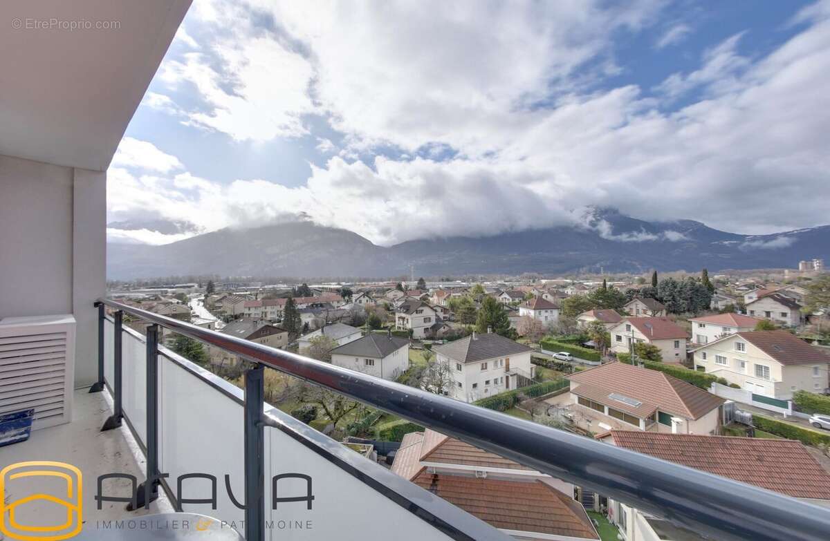 Appartement à SAINT-EGREVE