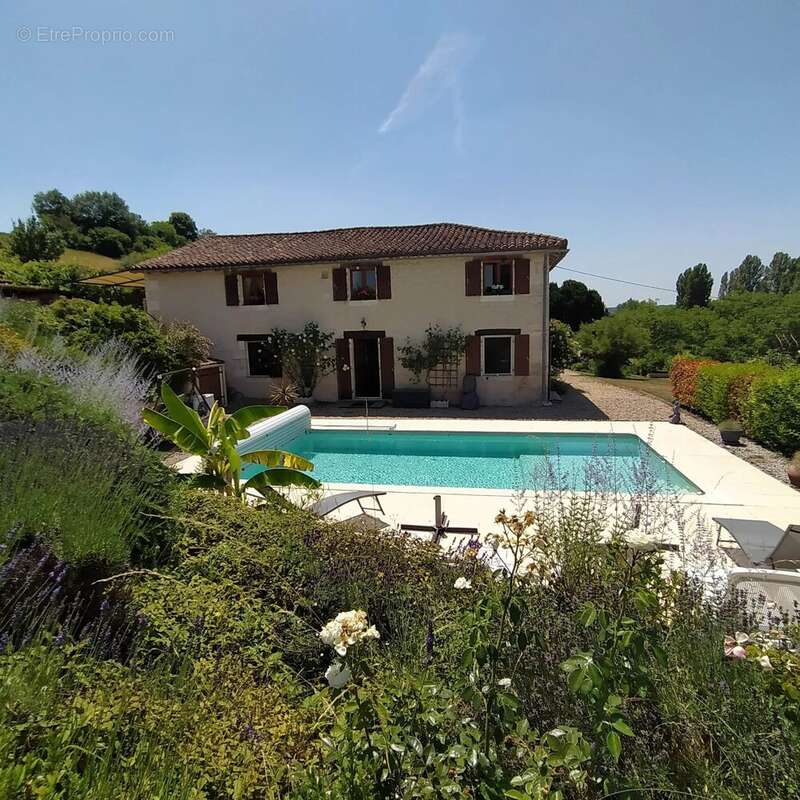 Maison à VERTEILLAC