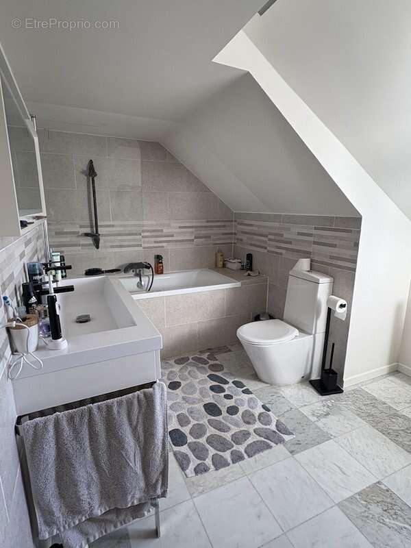 Maison à MAGNY-LES-HAMEAUX