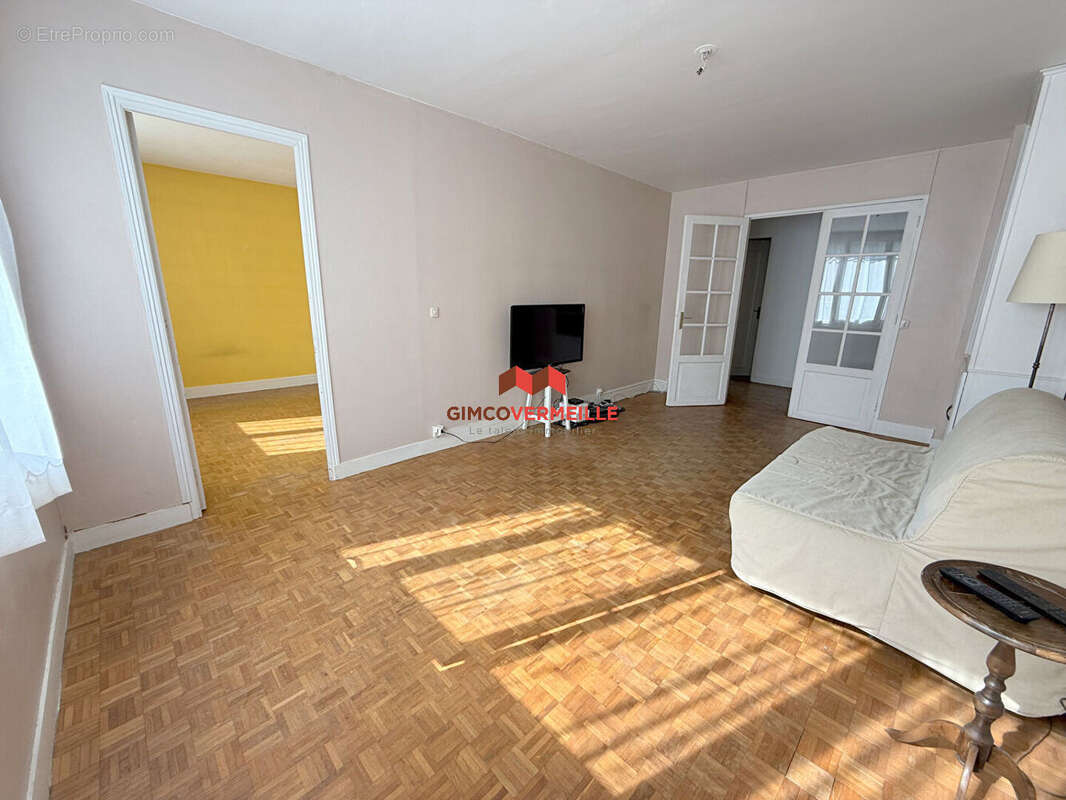 Appartement à BOUGIVAL