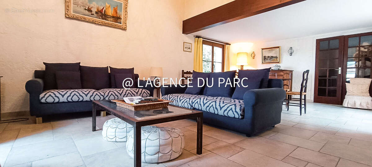 Maison à SAINT-GEORGES-DE-DIDONNE