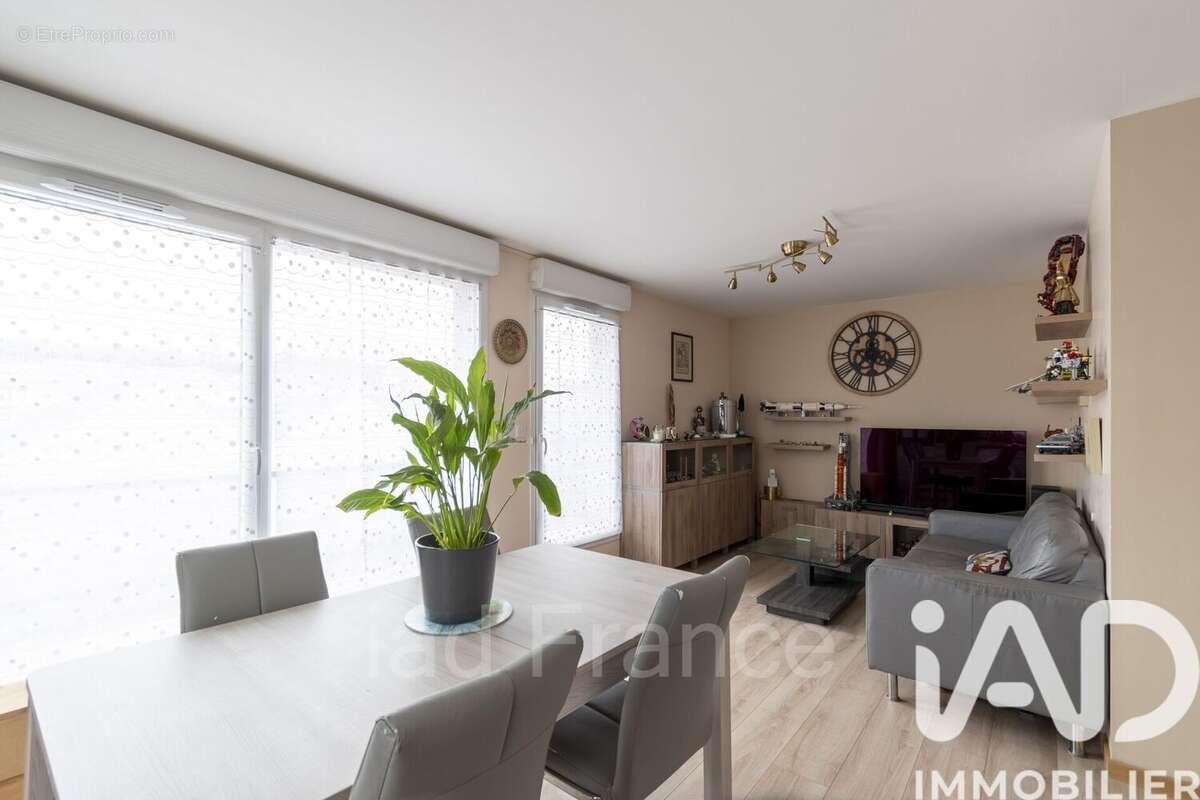 Photo 3 - Appartement à BONNIERES-SUR-SEINE