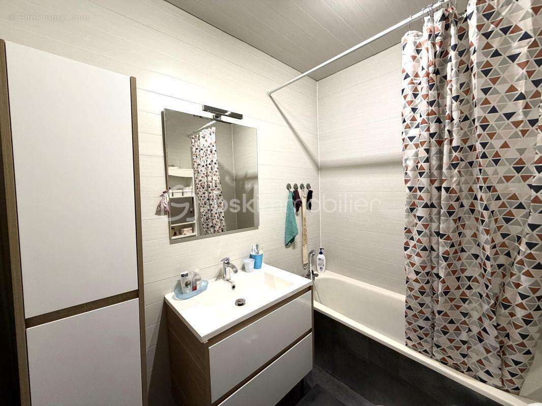 Maison à NOTRE-DAME-DE-BONDEVILLE