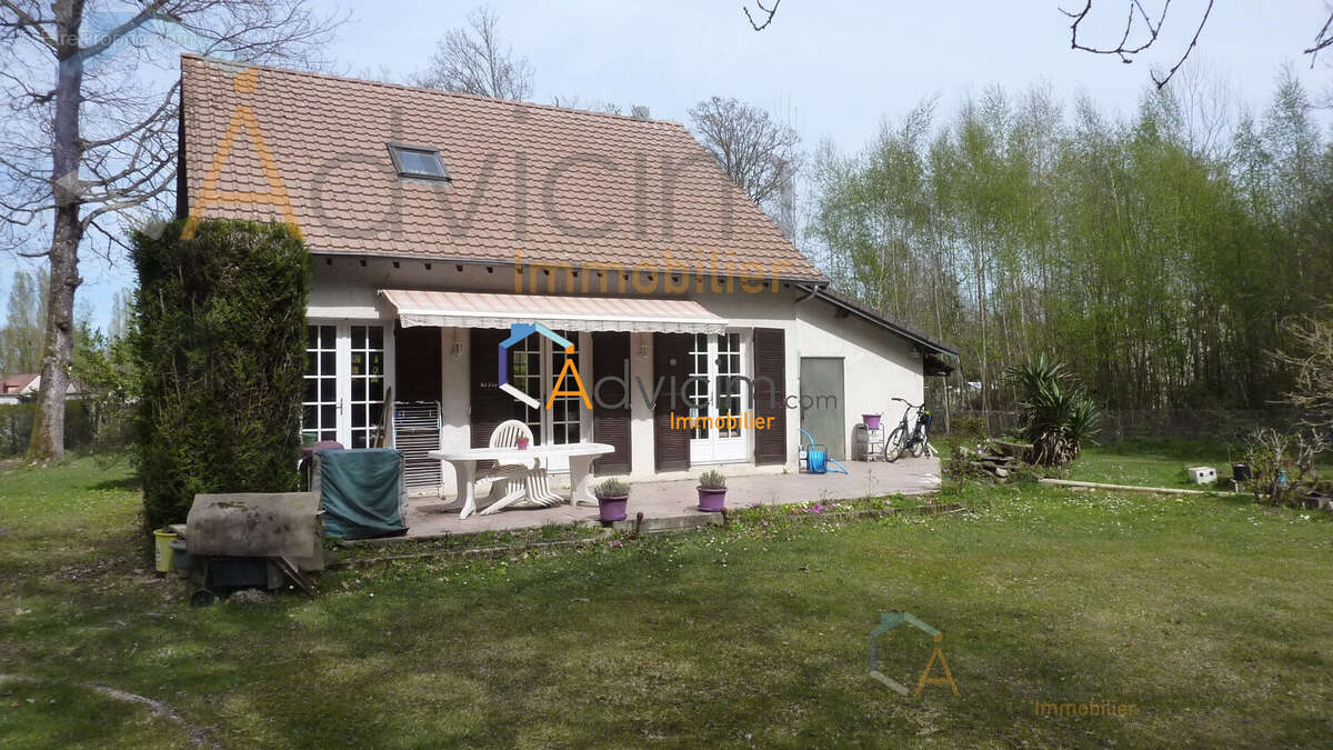 Maison à COURTENAY