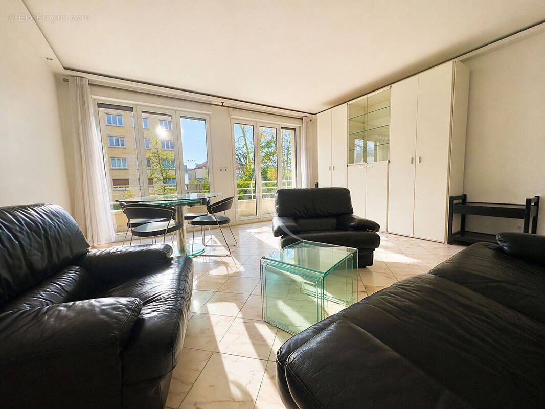 Appartement à FONTENAY-SOUS-BOIS