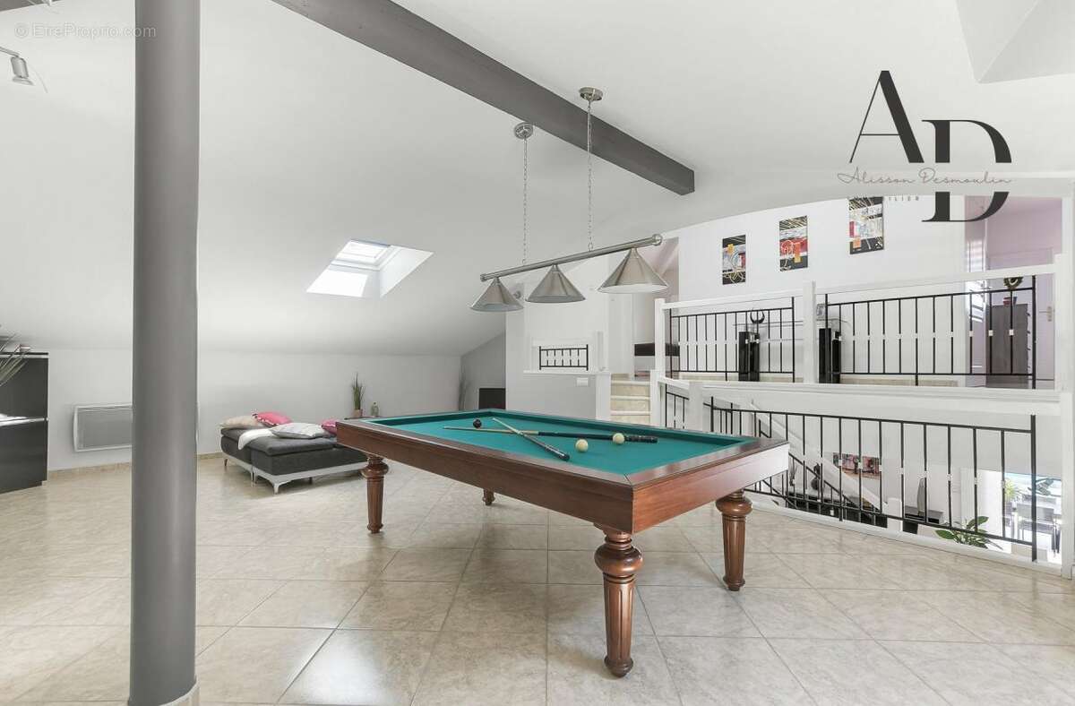 Maison à CASTELGINEST