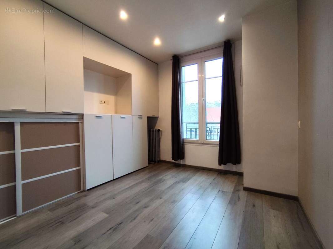 Appartement à MAISONS-ALFORT