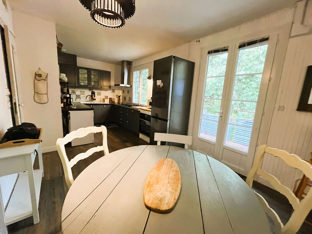 Maison à MESCHERS-SUR-GIRONDE