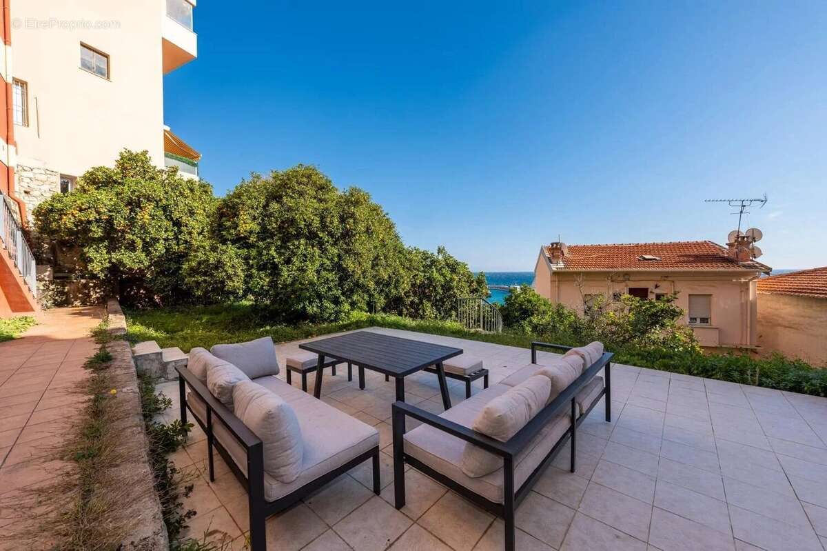 Appartement à CAP-D'AIL