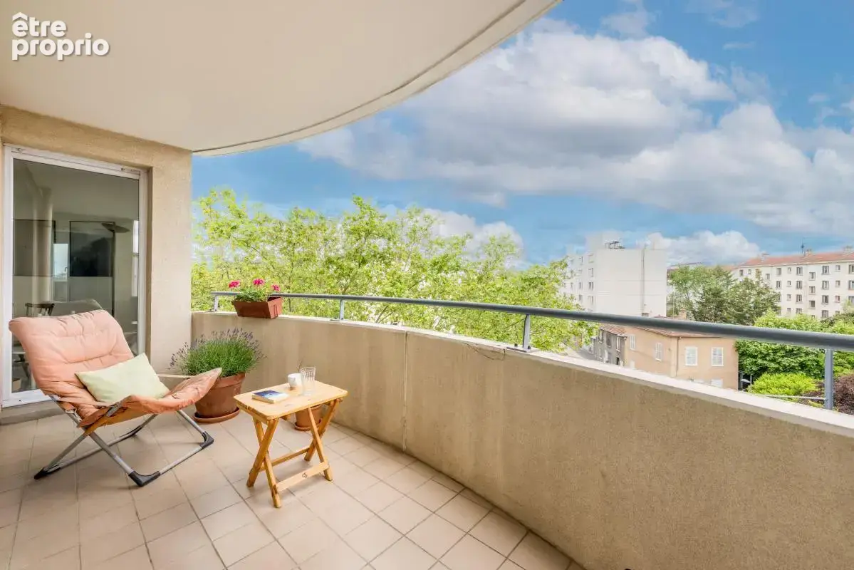 Appartement à LYON-3E