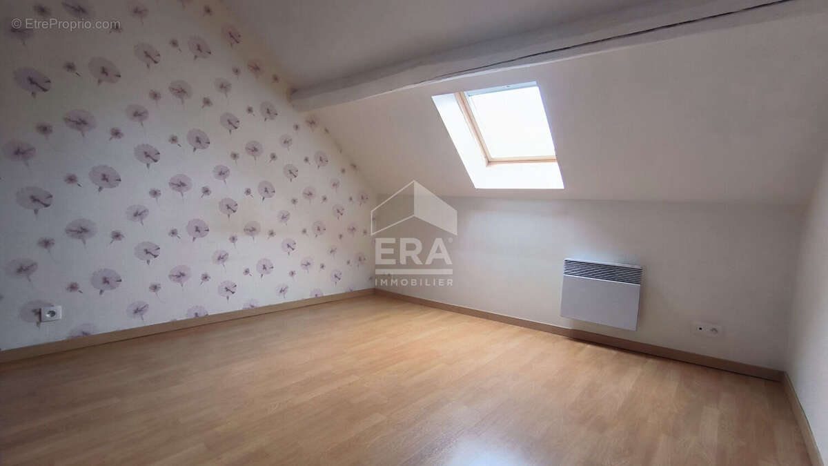 Appartement à ETRECHY