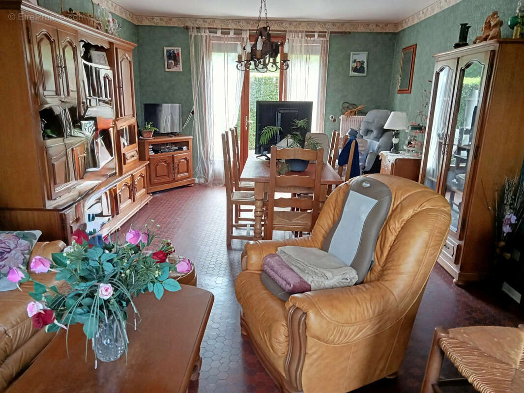 Maison familiale sur les hauteurs du Tréport   Quartier calme - photo 9
