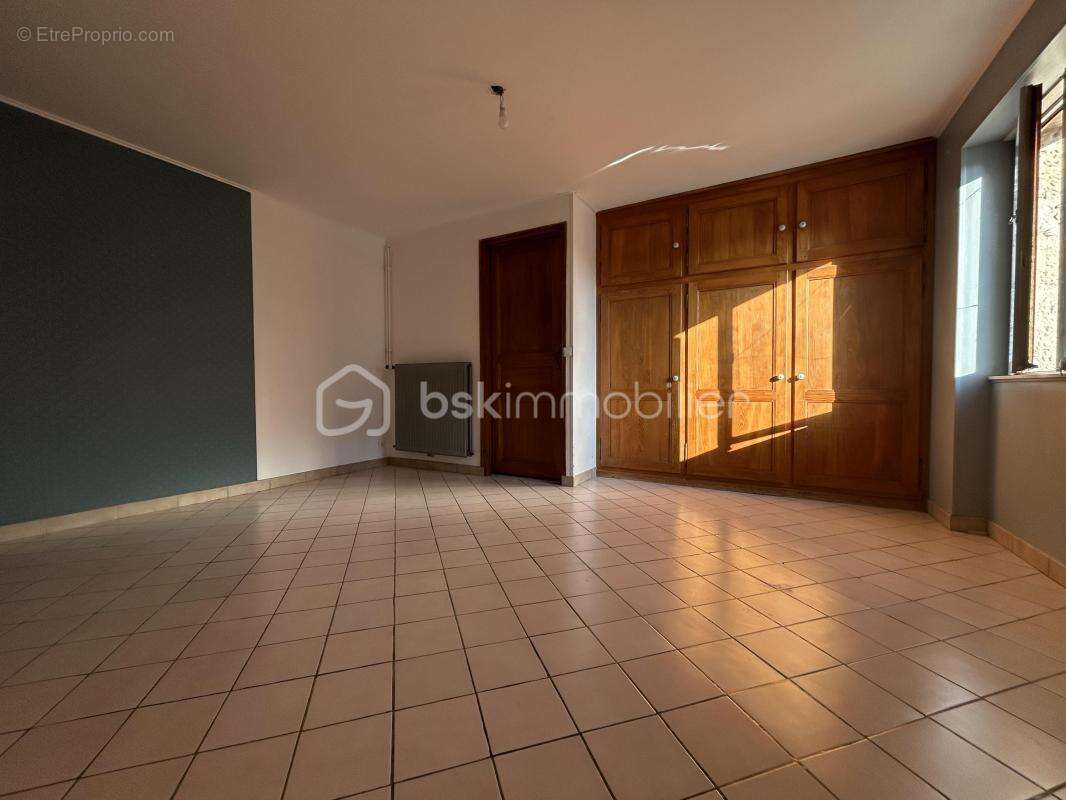 Maison de village en pierre - photo 4
