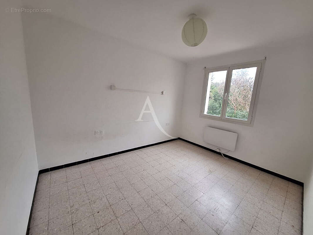 Appartement à RODILHAN